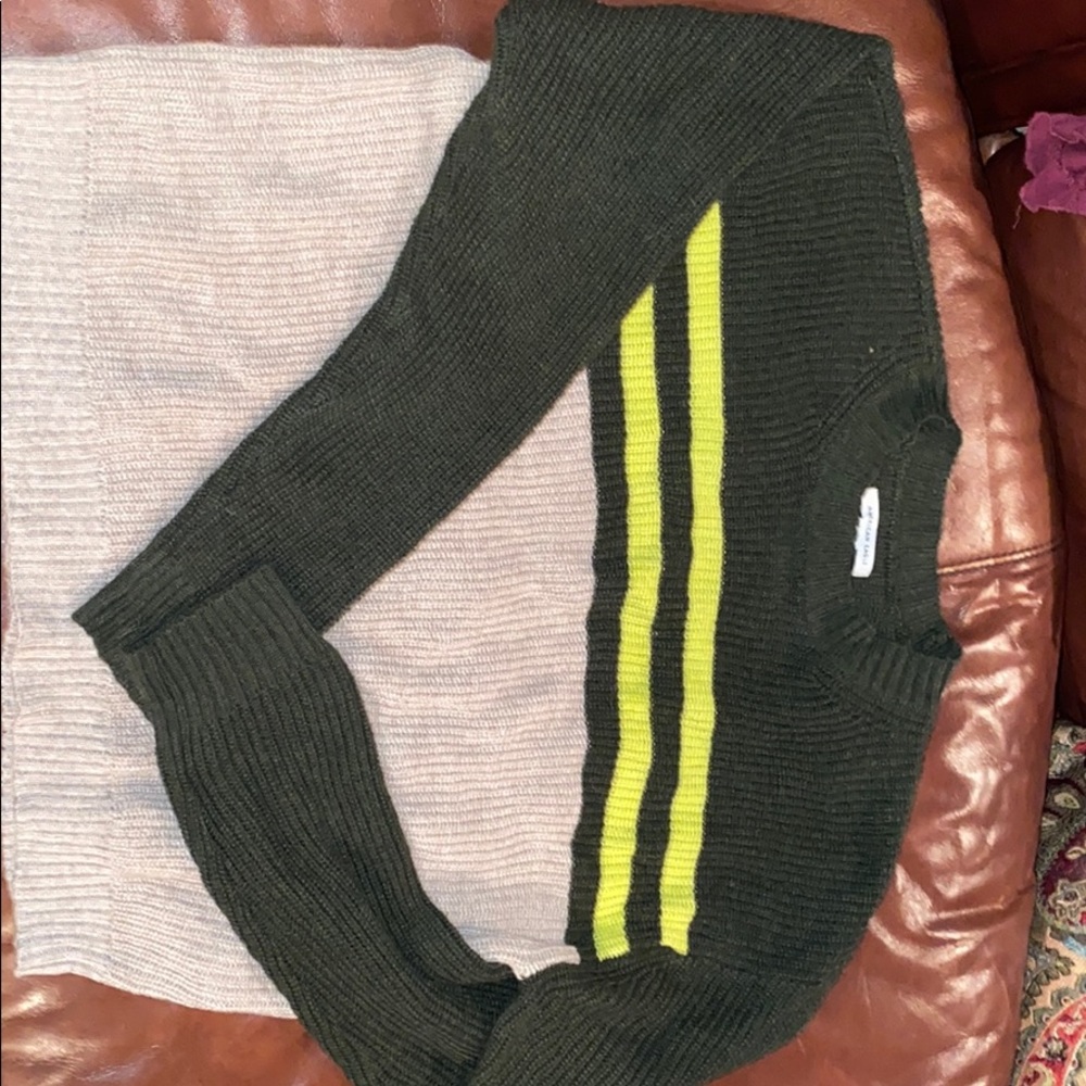 American Eagle sweater